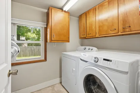$219,000 | 7100 West 129th Avenue, Cedar Lake, IN 46303