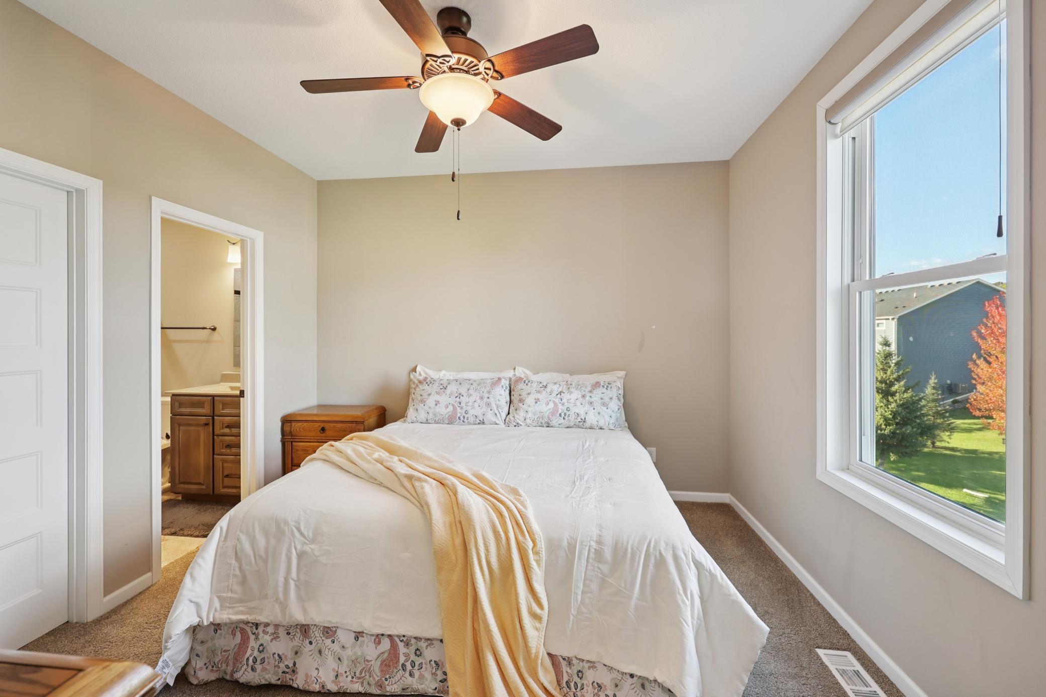 16868 Reeder Ridge Eden Prairie, MN 55347 - Photo 18 of 48