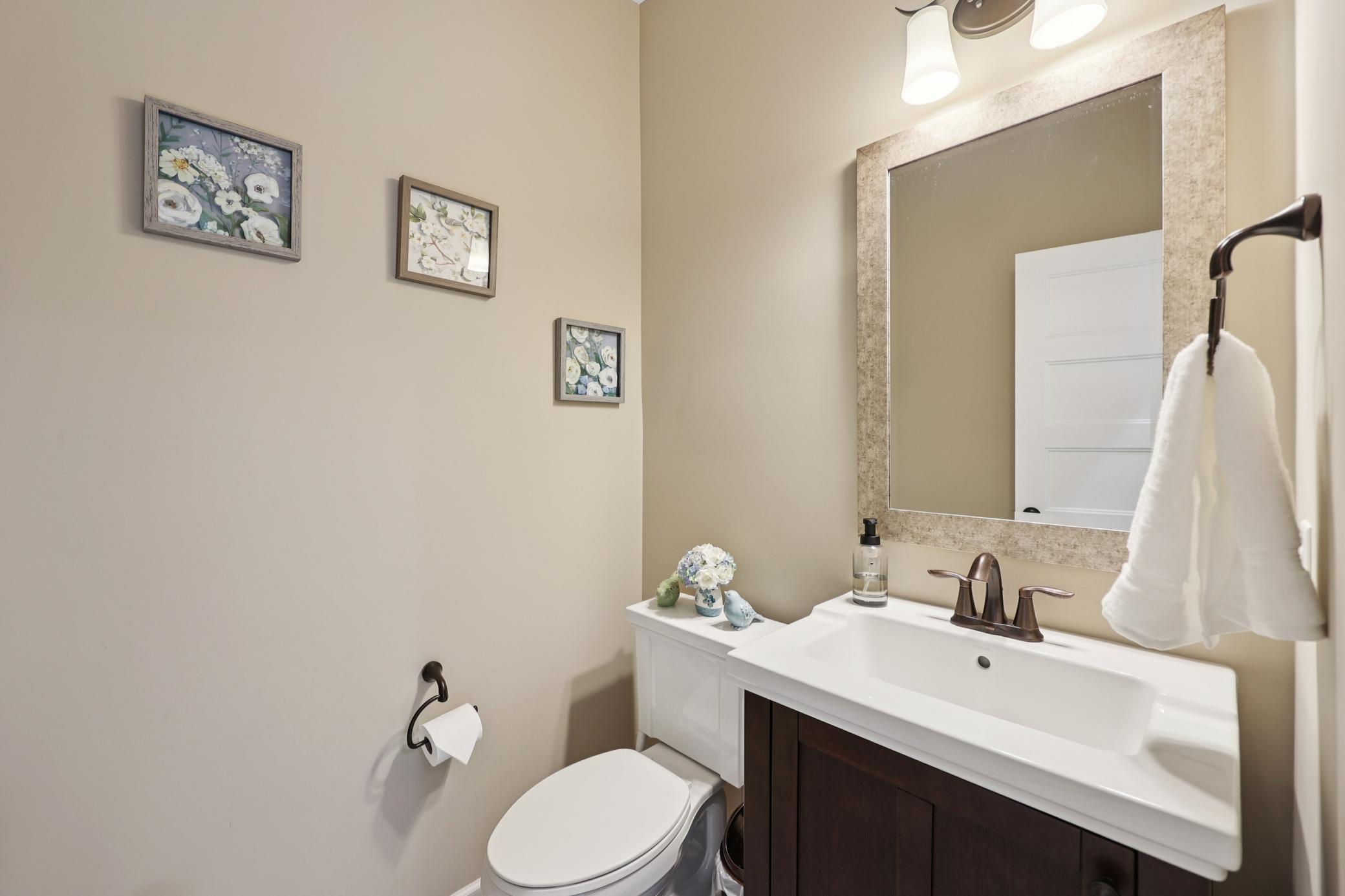 16868 Reeder Ridge Eden Prairie, MN 55347 - Photo 22 of 48