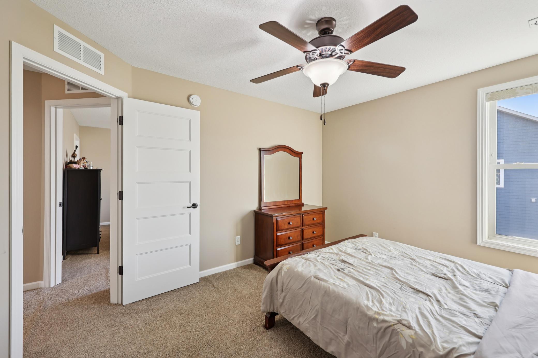 16868 Reeder Ridge Eden Prairie, MN 55347 - Photo 37 of 48