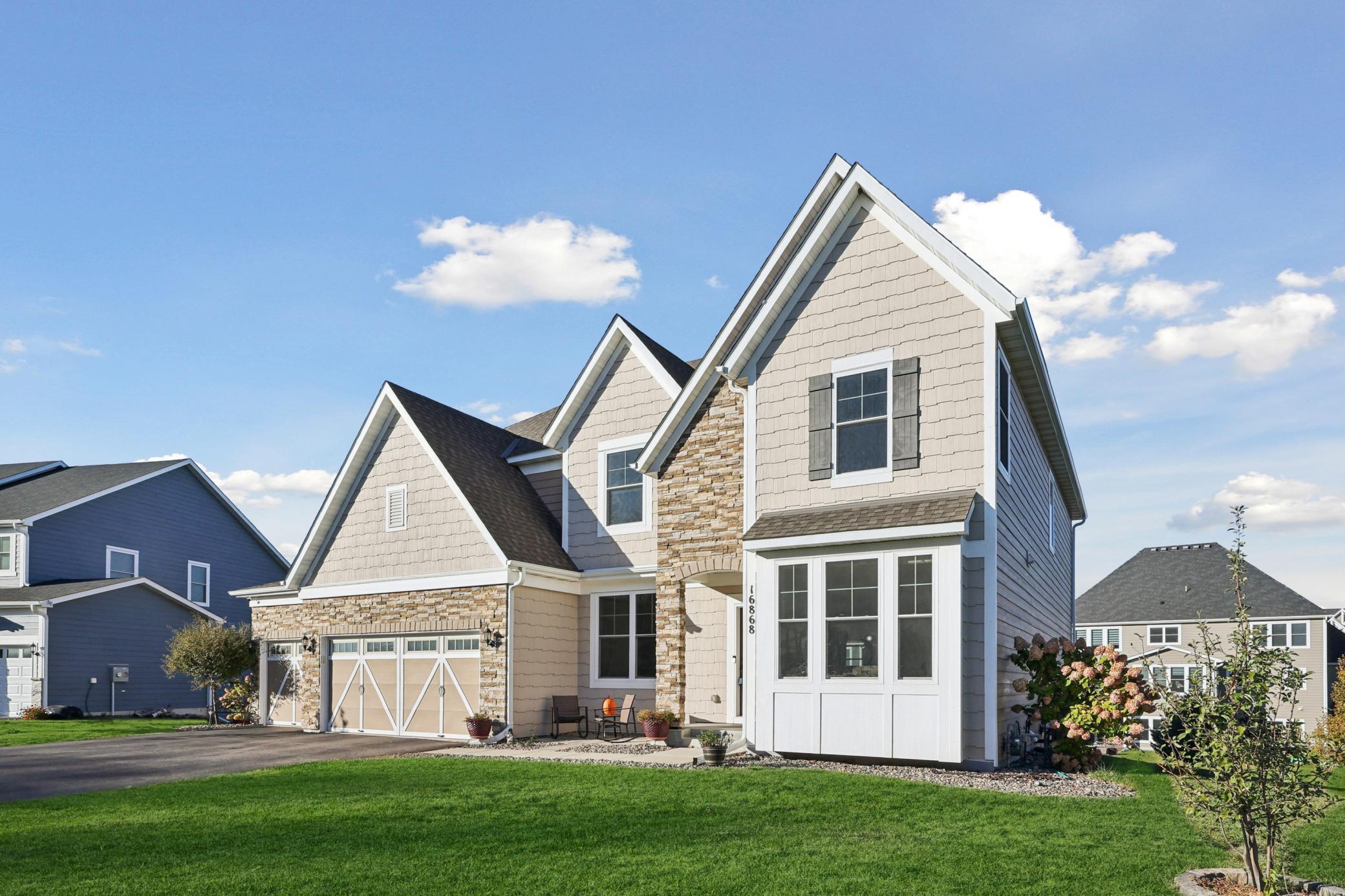 16868 Reeder Ridge Eden Prairie, MN 55347 - Photo 4 of 48