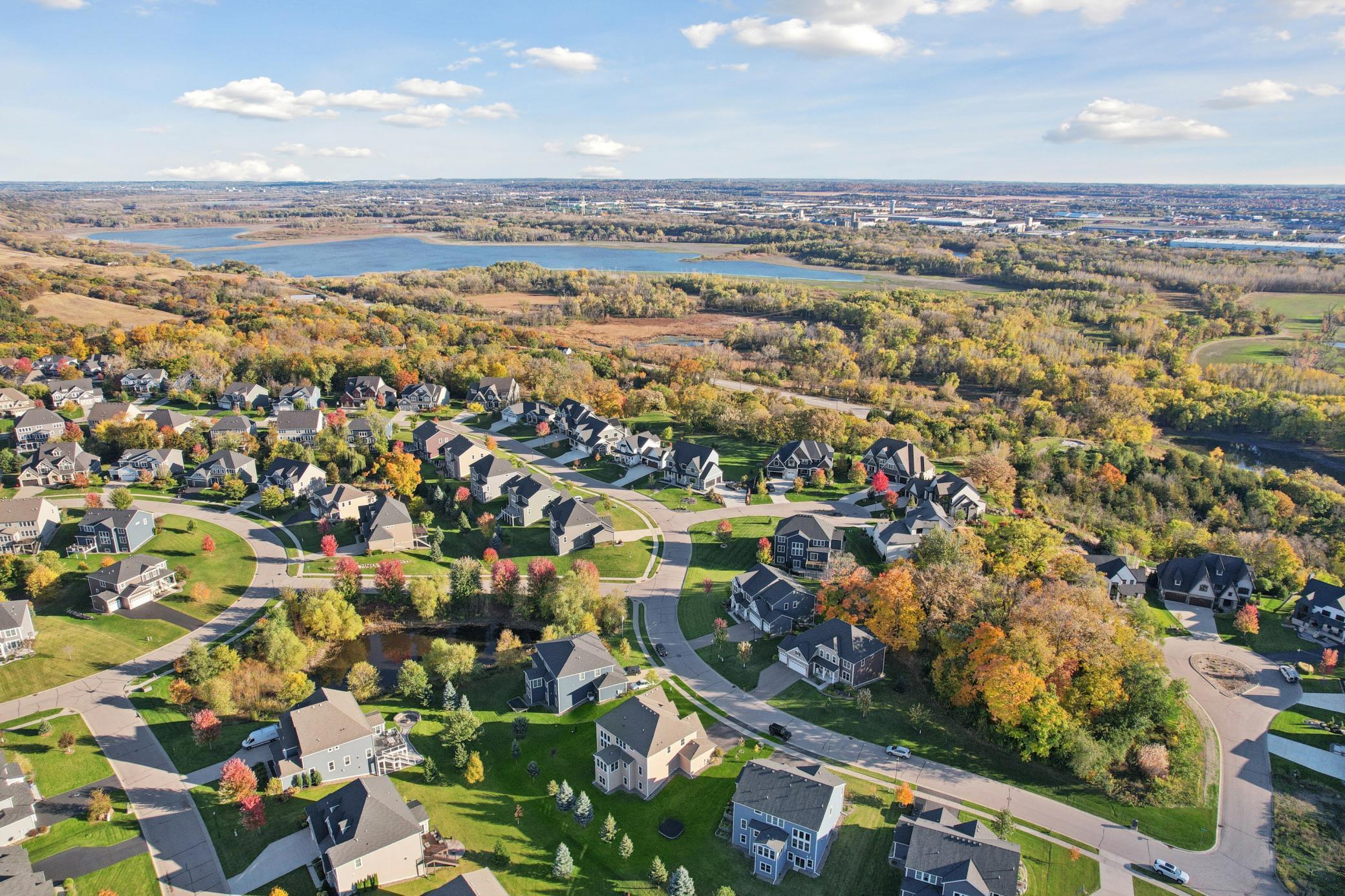 16868 Reeder Ridge Eden Prairie, MN 55347 - Photo 6 of 48