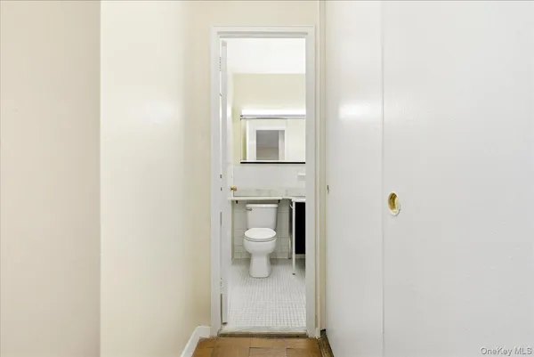 $2,495 | 70-25 Yellowstone Boulevard, Unit 2W | Forest Hills