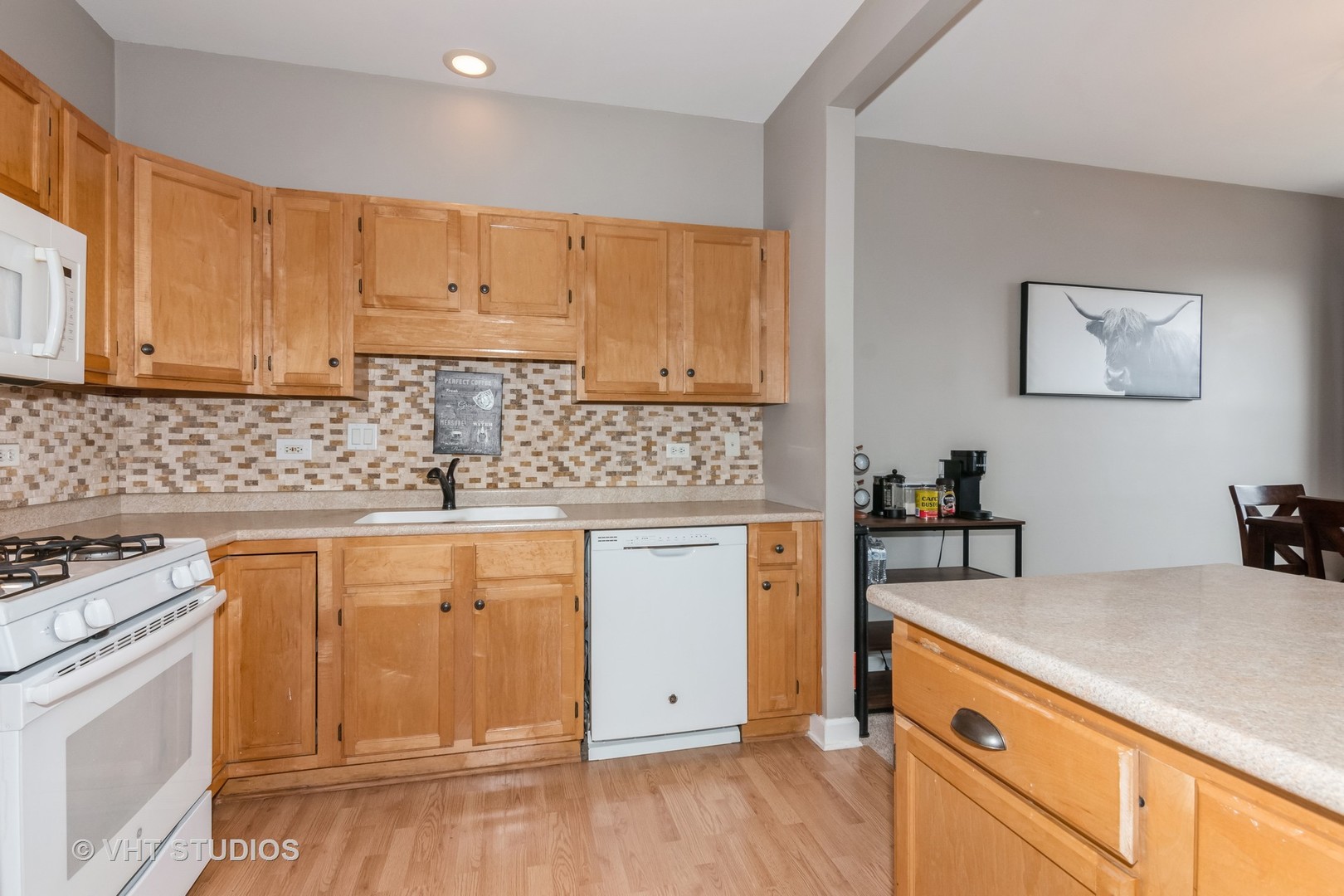 1023 Horizon Ridge Lake In The Hills, IL 60156 - Photo 9 of 24 Gallery Image 9