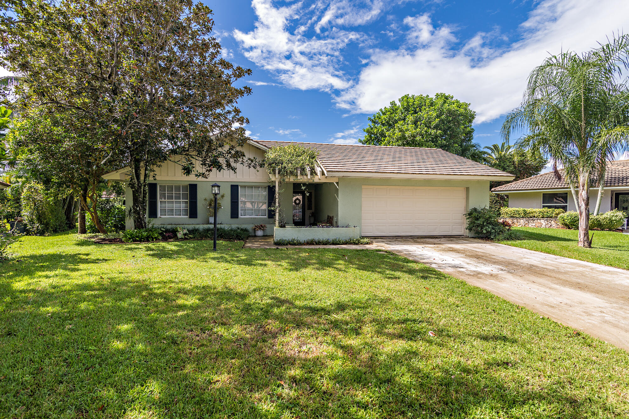 8 Bannock Road Palm Beach Gardens, FL 33418 - Photo 13 of 19 low-1
