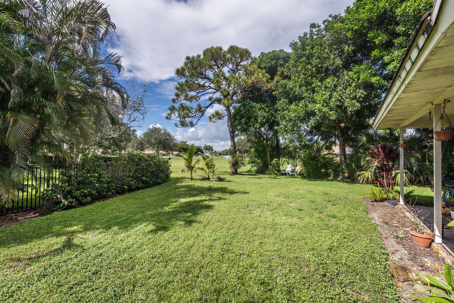 8 Bannock Road Palm Beach Gardens, FL 33418 - Photo 14 of 19 17
