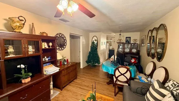$650,000 | 280 Northeast 40th Court, Oakland Park, FL 33334