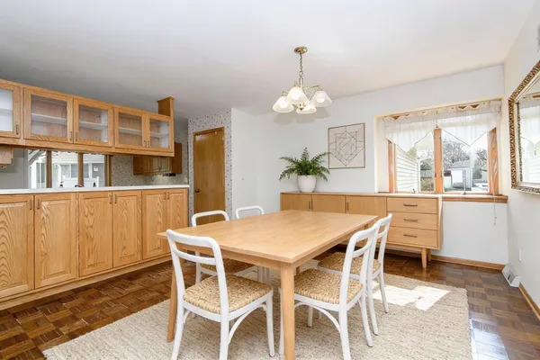 $349,900 | 118 Harrogate Drive, Waukesha, WI 53188