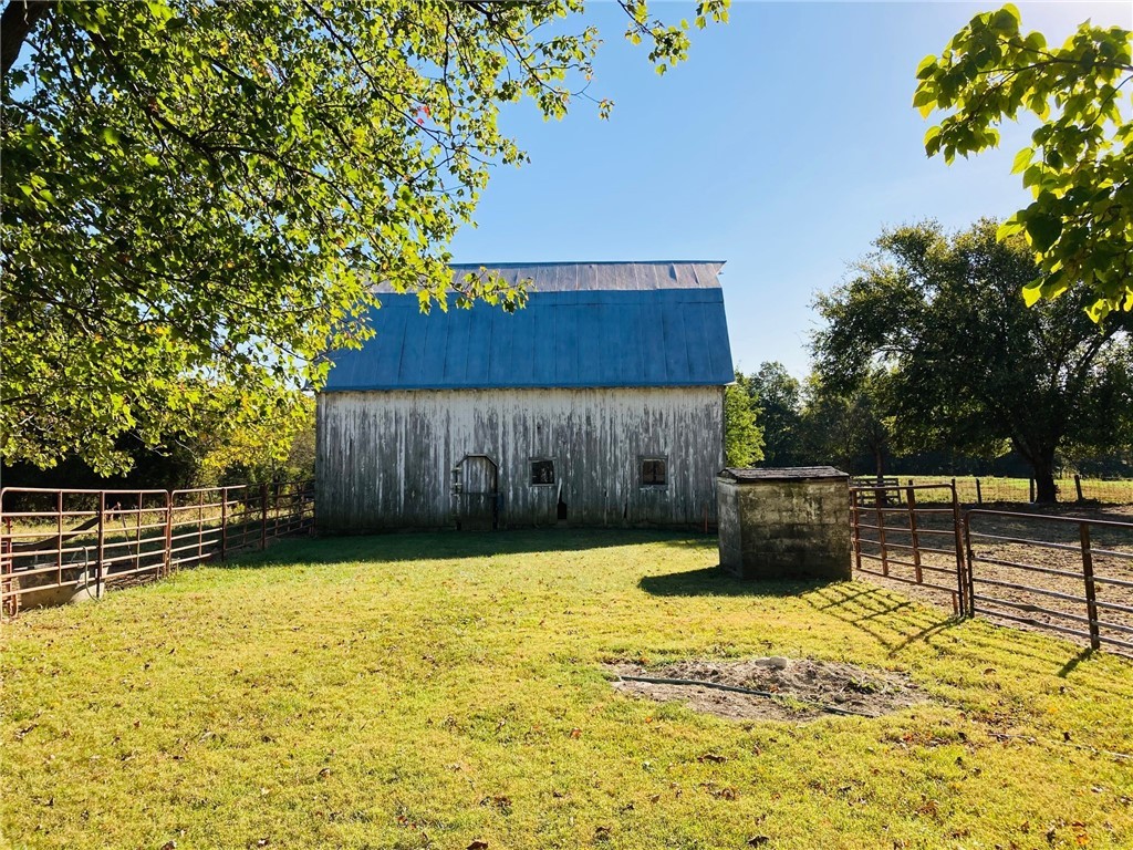 367 County Highway Xenia, IL 62899 - Photo 7 of 29