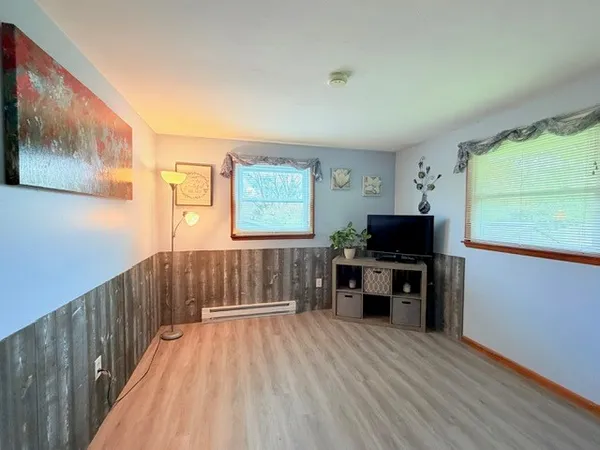 $274,900 | 8 Briggs Drive, Auburn, NY 13021