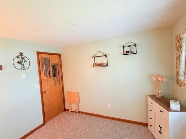 $274,900 | 8 Briggs Drive, Auburn, NY 13021