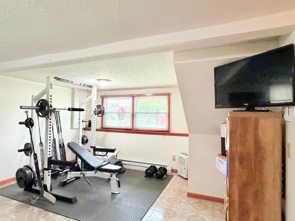 $274,900 | 8 Briggs Drive, Auburn, NY 13021