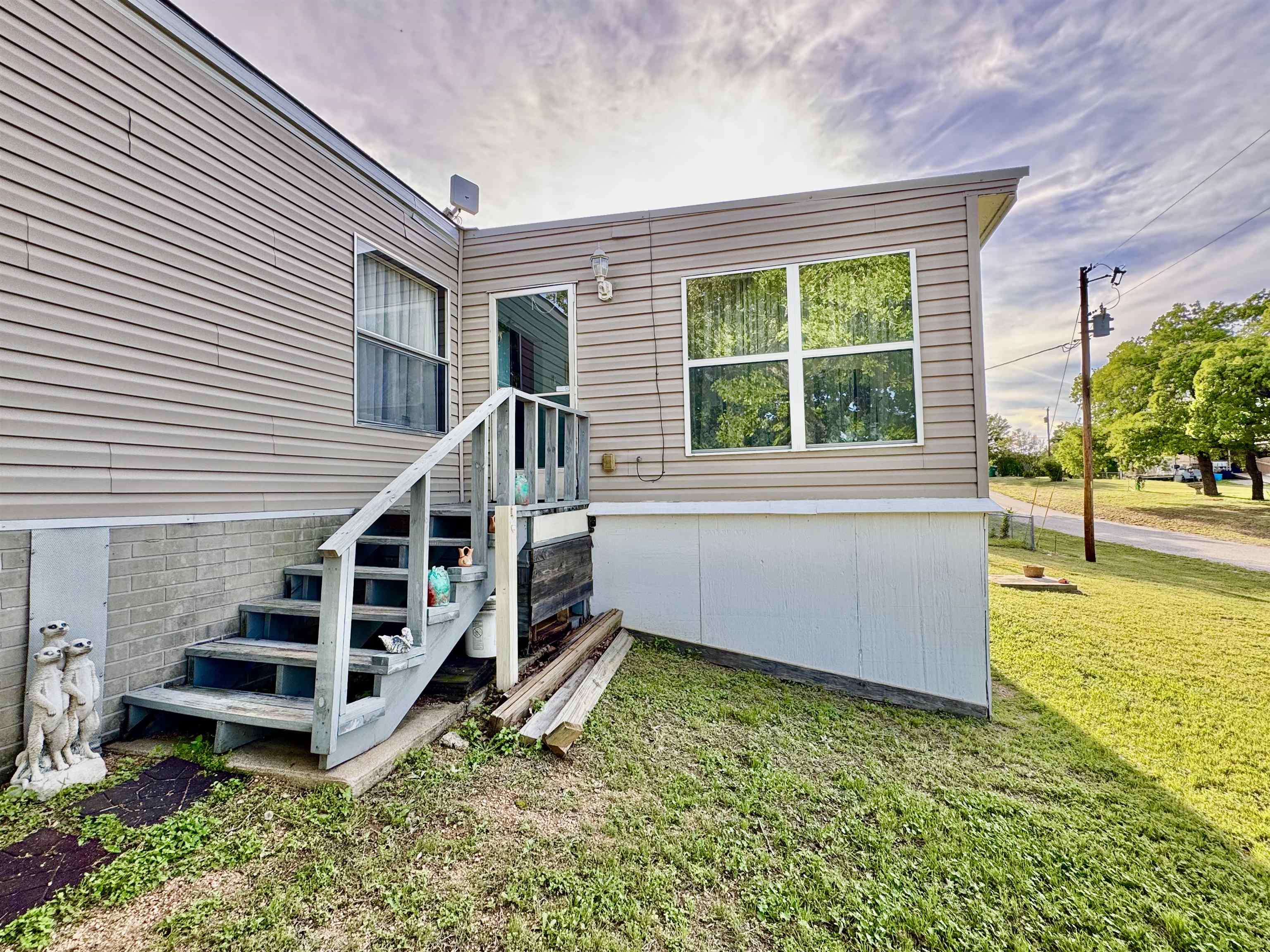 118 Beaver Tow, TX 78672 - Photo 2 of 29