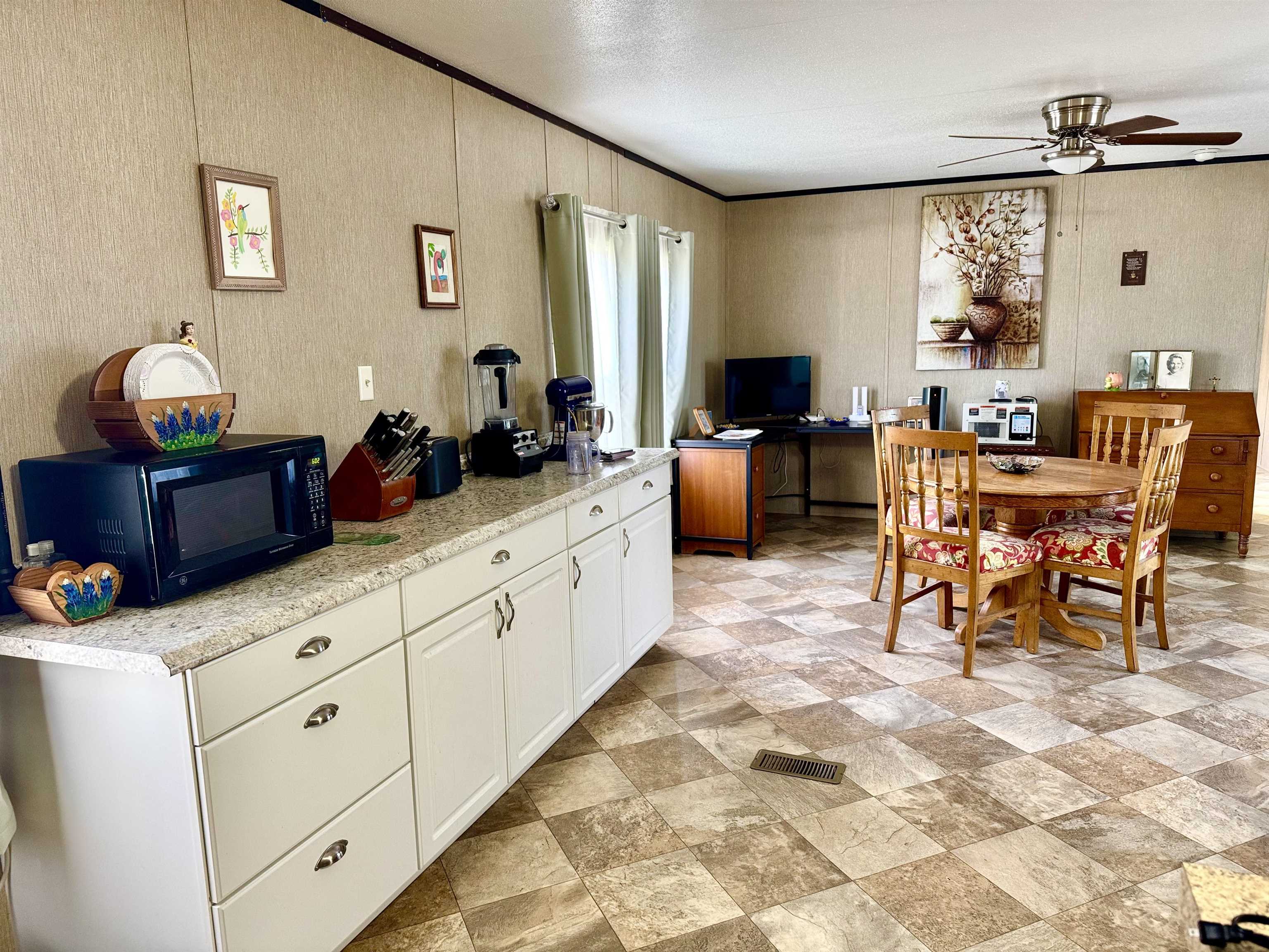 118 Beaver Tow, TX 78672 - Photo 8 of 29