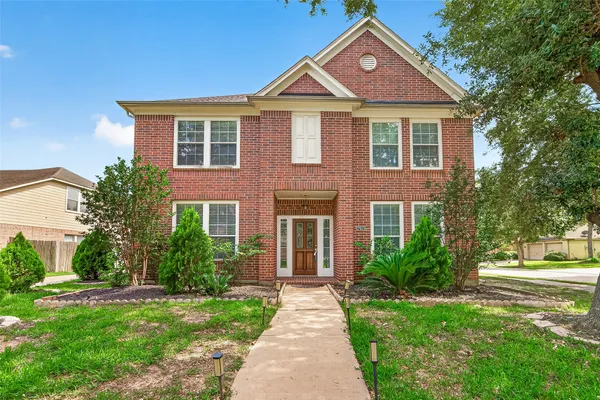 $2,500 | 17611 Haywood Oaks Drive, Houston, TX 77095