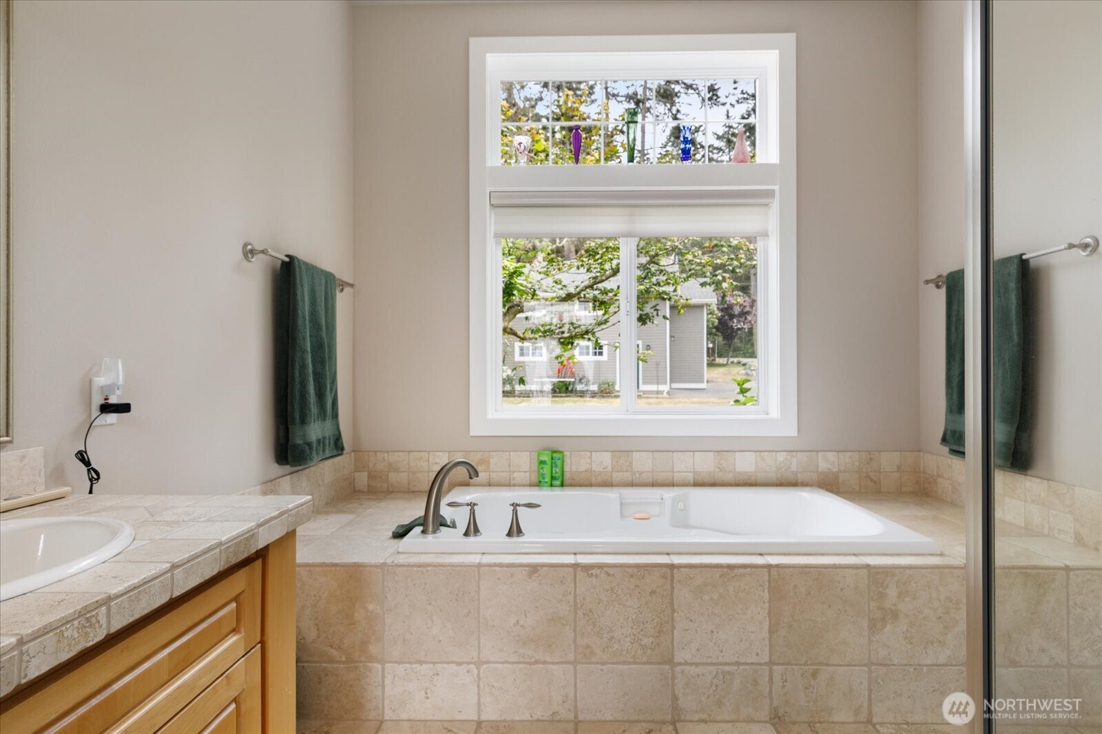 1689 West Beach Road Oak Harbor, WA 98277 - Photo 14 of 40 Gallery Image 14