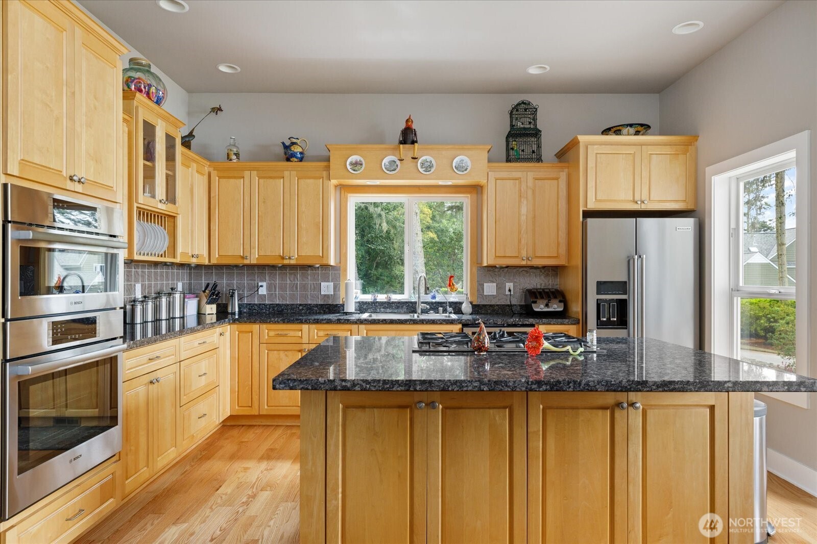 1689 West Beach Road Oak Harbor, WA 98277 - Photo 16 of 40 Gallery Image 16