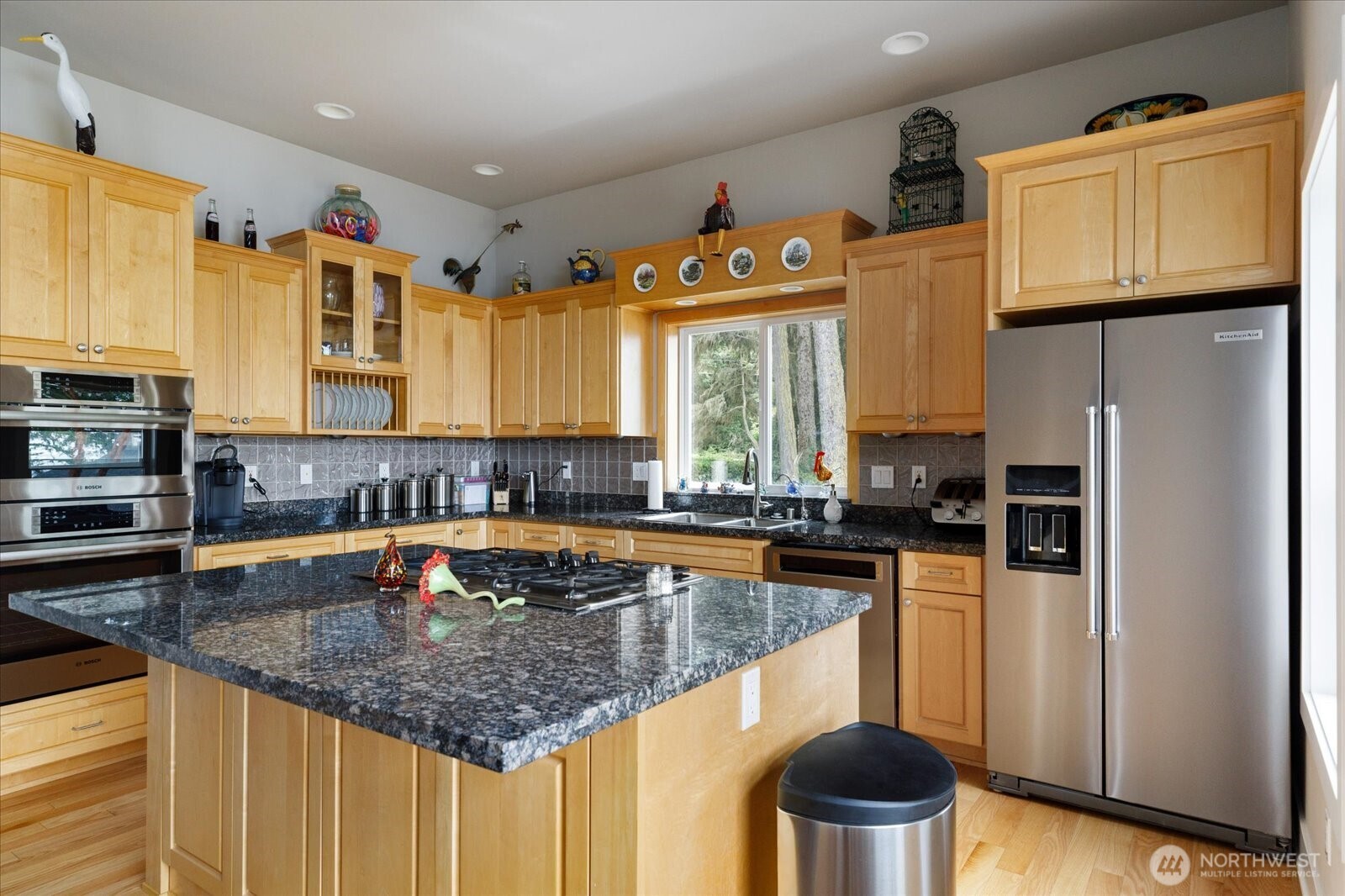 1689 West Beach Road Oak Harbor, WA 98277 - Photo 18 of 40 Gallery Image 18