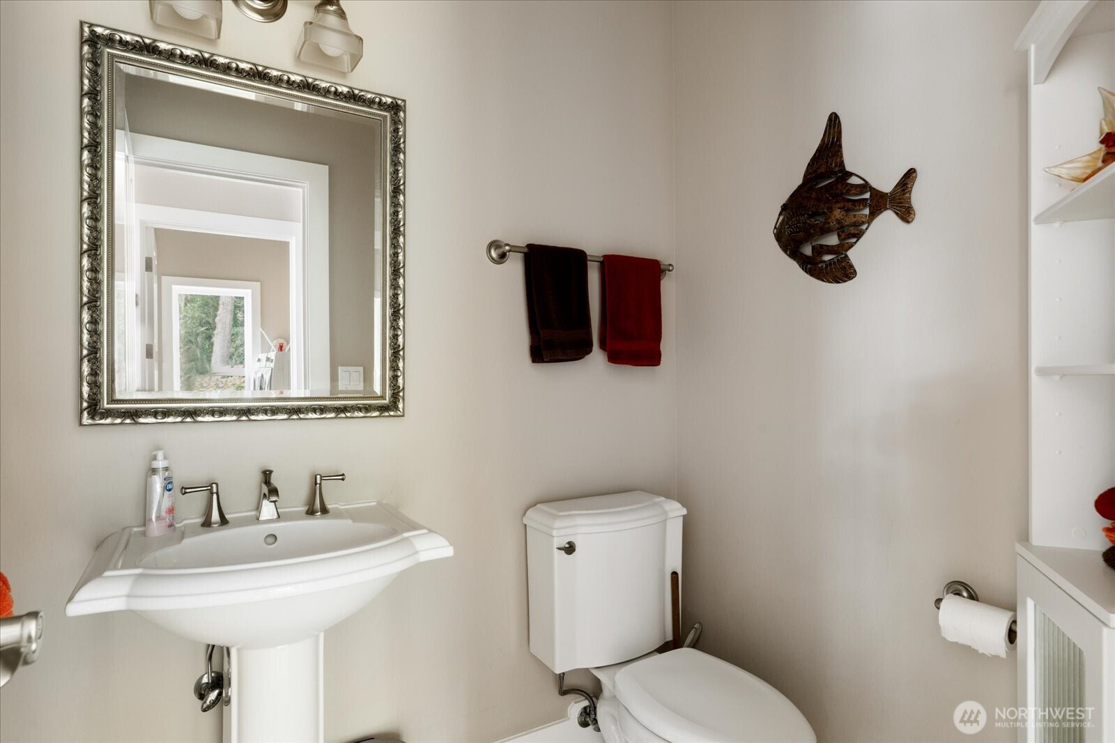1689 West Beach Road Oak Harbor, WA 98277 - Photo 20 of 40 Gallery Image 20