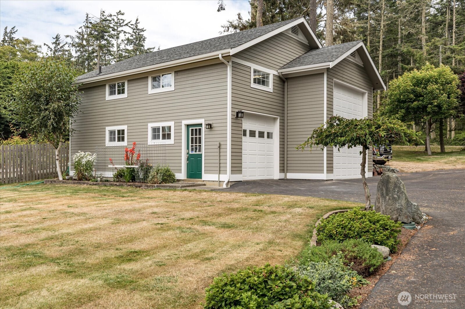 1689 West Beach Road Oak Harbor, WA 98277 - Photo 29 of 40 Gallery Image 29