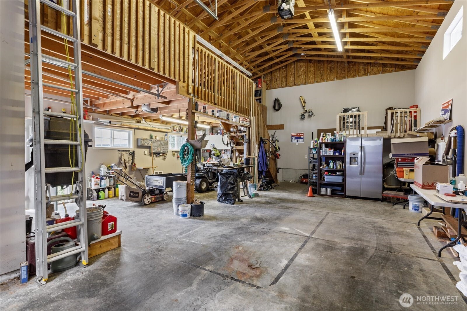 1689 West Beach Road Oak Harbor, WA 98277 - Photo 31 of 40 Gallery Image 31