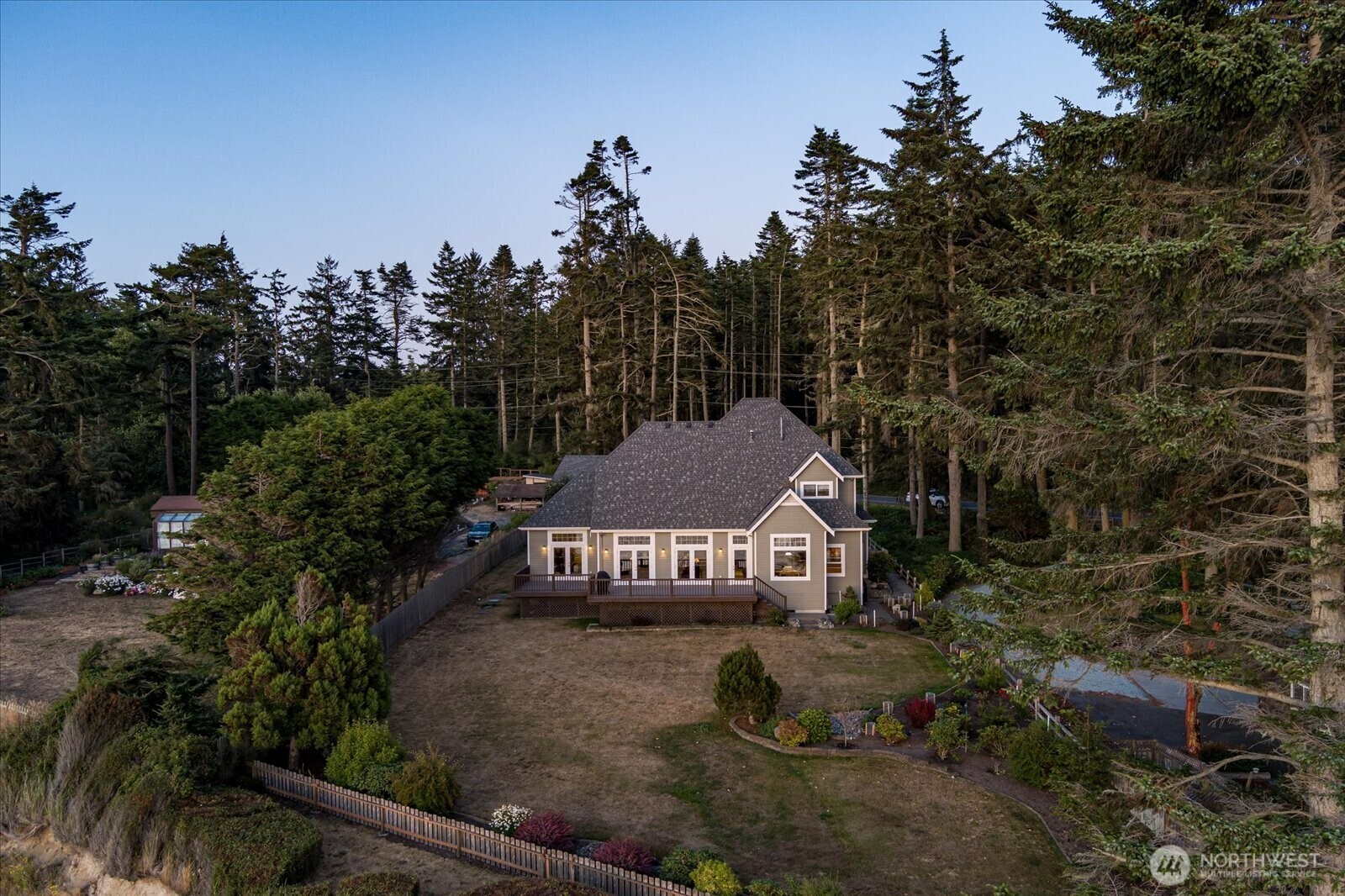 1689 West Beach Road Oak Harbor, WA 98277 - Photo 36 of 40 Gallery Image 36