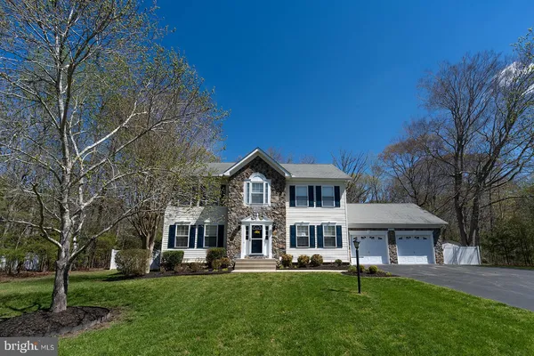 $655,000 | 23012 South Pembrooke Drive, Hollywood, MD 20636