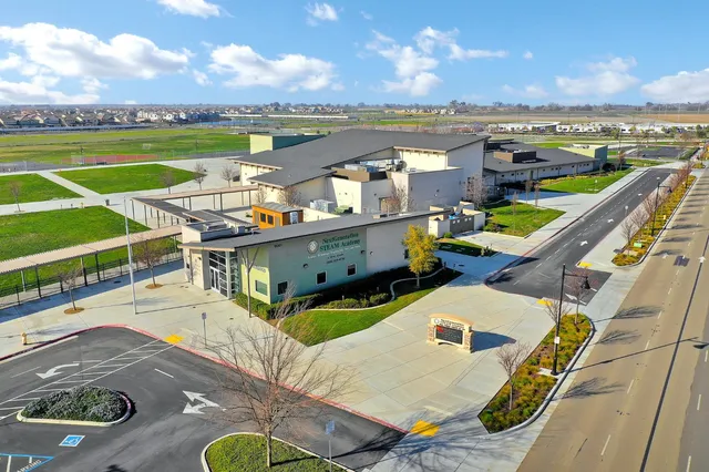 $650,000 | 18383 Dalton Court, Lathrop, CA 95330