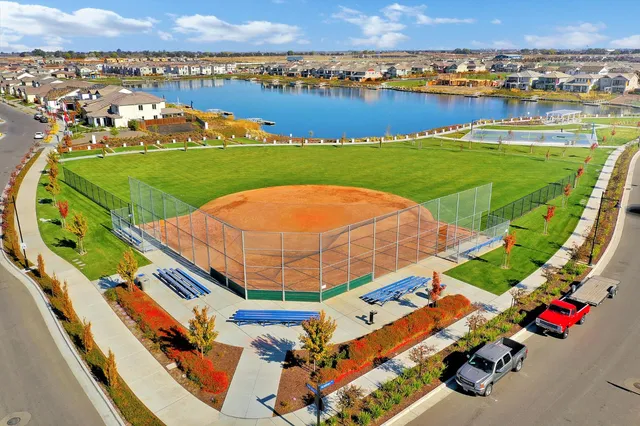 $650,000 | 18383 Dalton Court, Lathrop, CA 95330