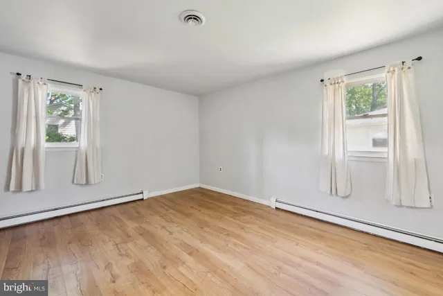 $270,000 | 44 Gardenia Way, Toms River, NJ 08755