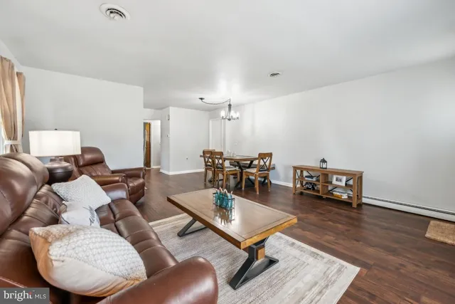 $270,000 | 44 Gardenia Way, Toms River, NJ 08755