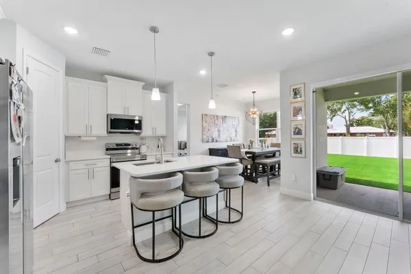$445,000 | 532 Southwest Sansom Lane, Port St. Lucie, FL 34953