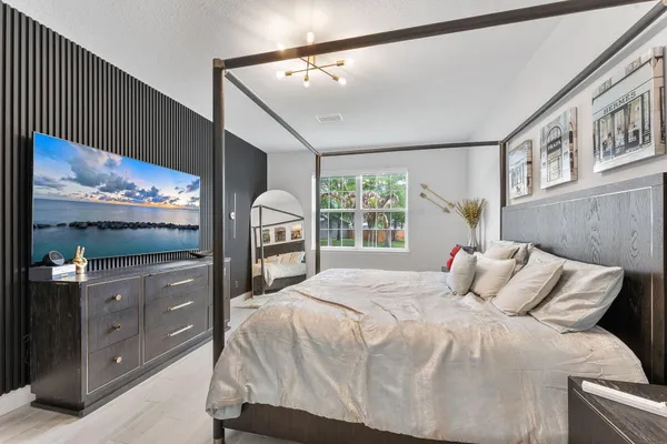 $445,000 | 532 Southwest Sansom Lane, Port St. Lucie, FL 34953