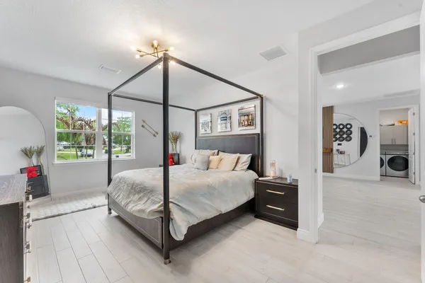 $445,000 | 532 Southwest Sansom Lane, Port St. Lucie, FL 34953