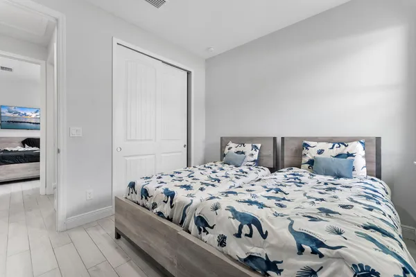 $445,000 | 532 Southwest Sansom Lane, Port St. Lucie, FL 34953