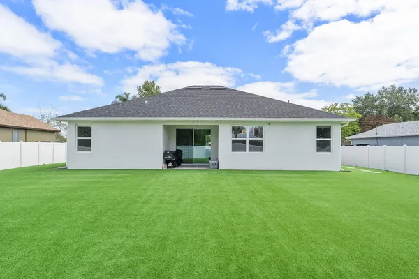 $445,000 | 532 Southwest Sansom Lane, Port St. Lucie, FL 34953