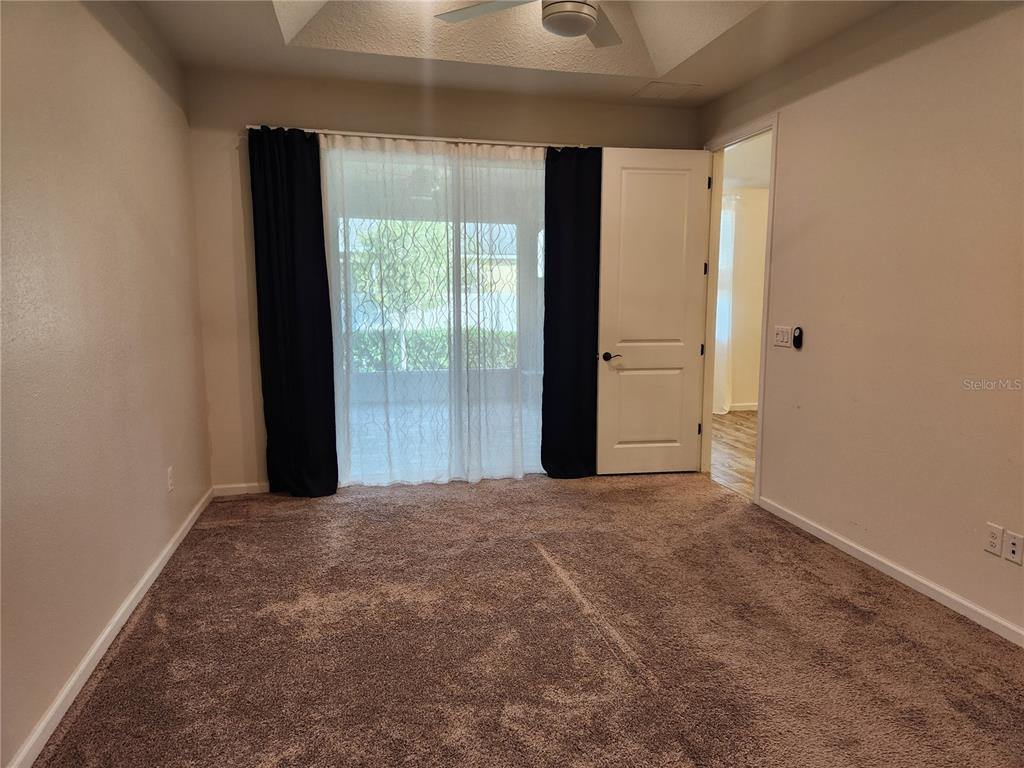 3668 Fescue Lane Sarasota, FL 34232 - Photo 16 of 38