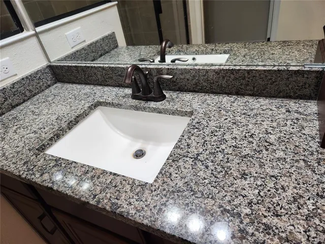 $2,800 | 3668 Fescue Lane, Sarasota, FL 34232