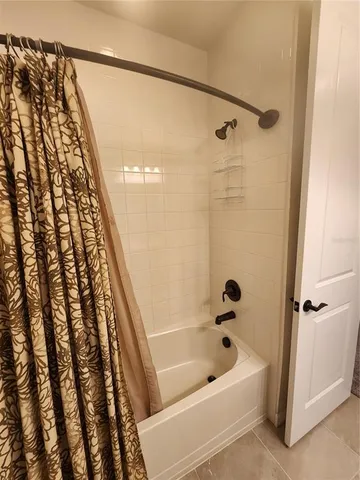 $2,800 | 3668 Fescue Lane, Sarasota, FL 34232