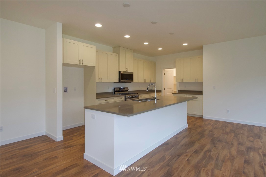 1407 Rook Drive Port Angeles, WA 98362 - Photo 9 of 38 Gallery Image 9