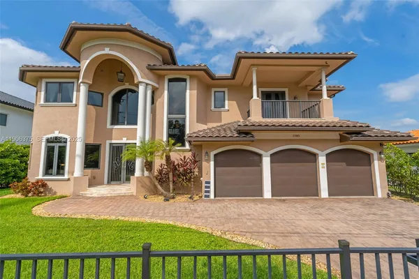 $5,700,000 | 2085 Keystone Boulevard, North Miami, FL 33181