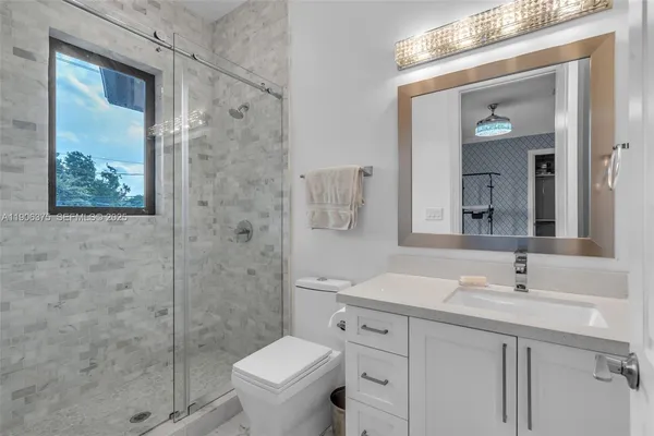 $5,700,000 | 2085 Keystone Boulevard, North Miami, FL 33181