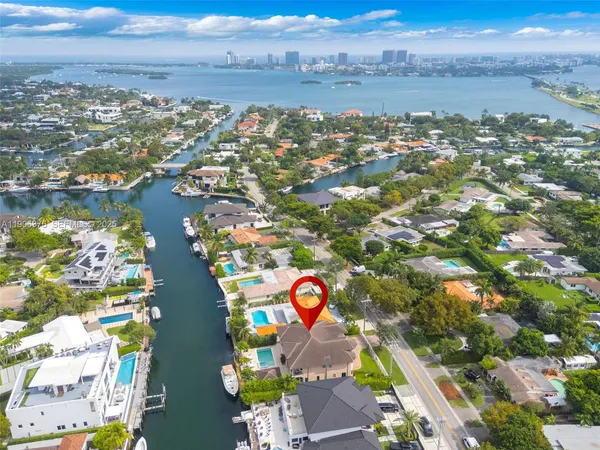 $5,700,000 | 2085 Keystone Boulevard, North Miami, FL 33181