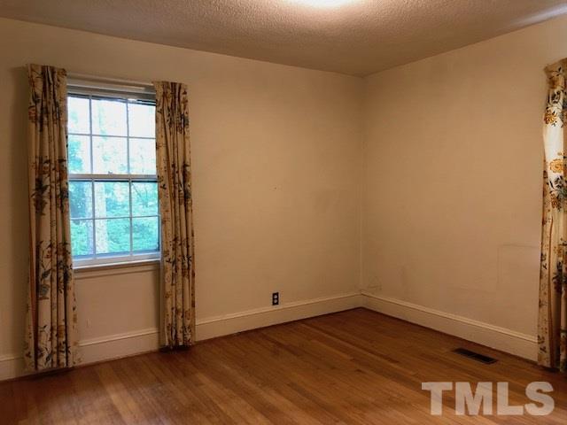 2270 The Circle Raleigh, NC 27608 - Photo 11 of 23