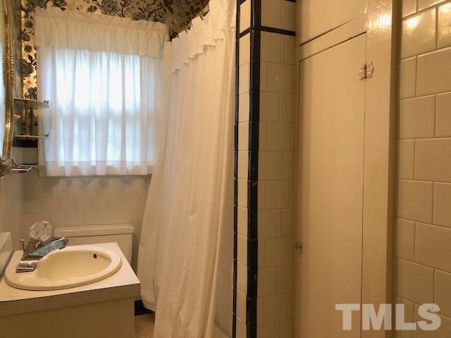 2270 The Circle Raleigh, NC 27608 - Photo 13 of 23