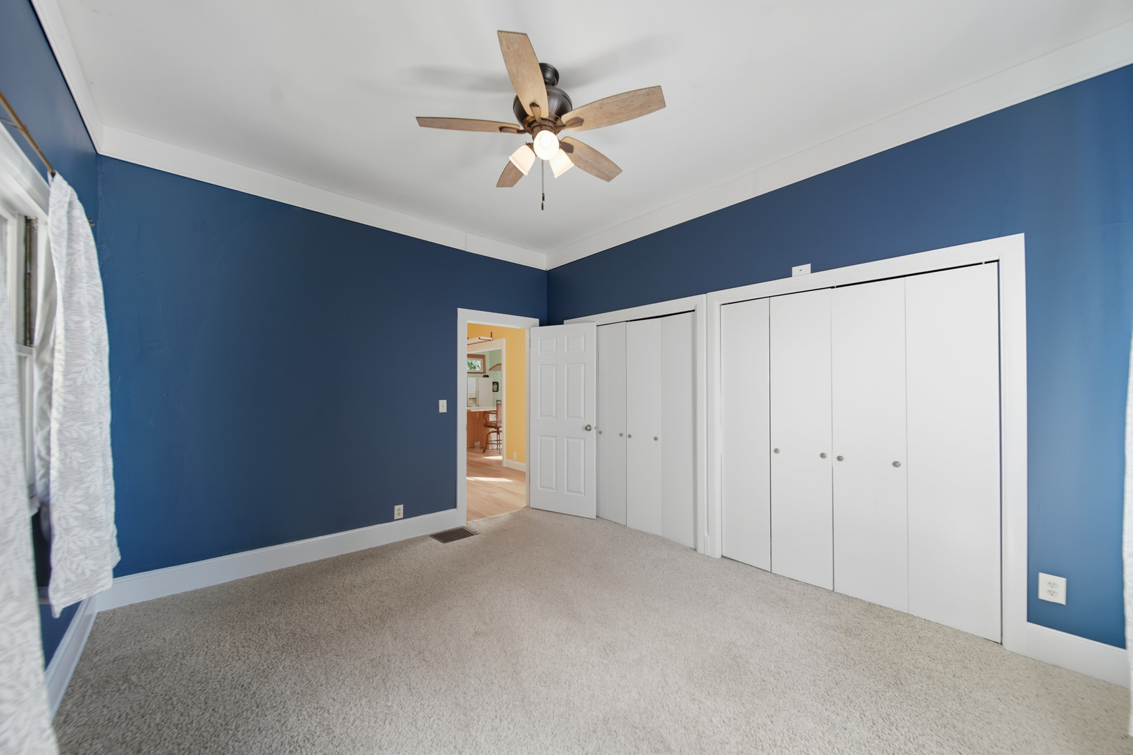 318 East McKenney Street Dixon, IL 61021 - Photo 23 of 36 a view of an empty room