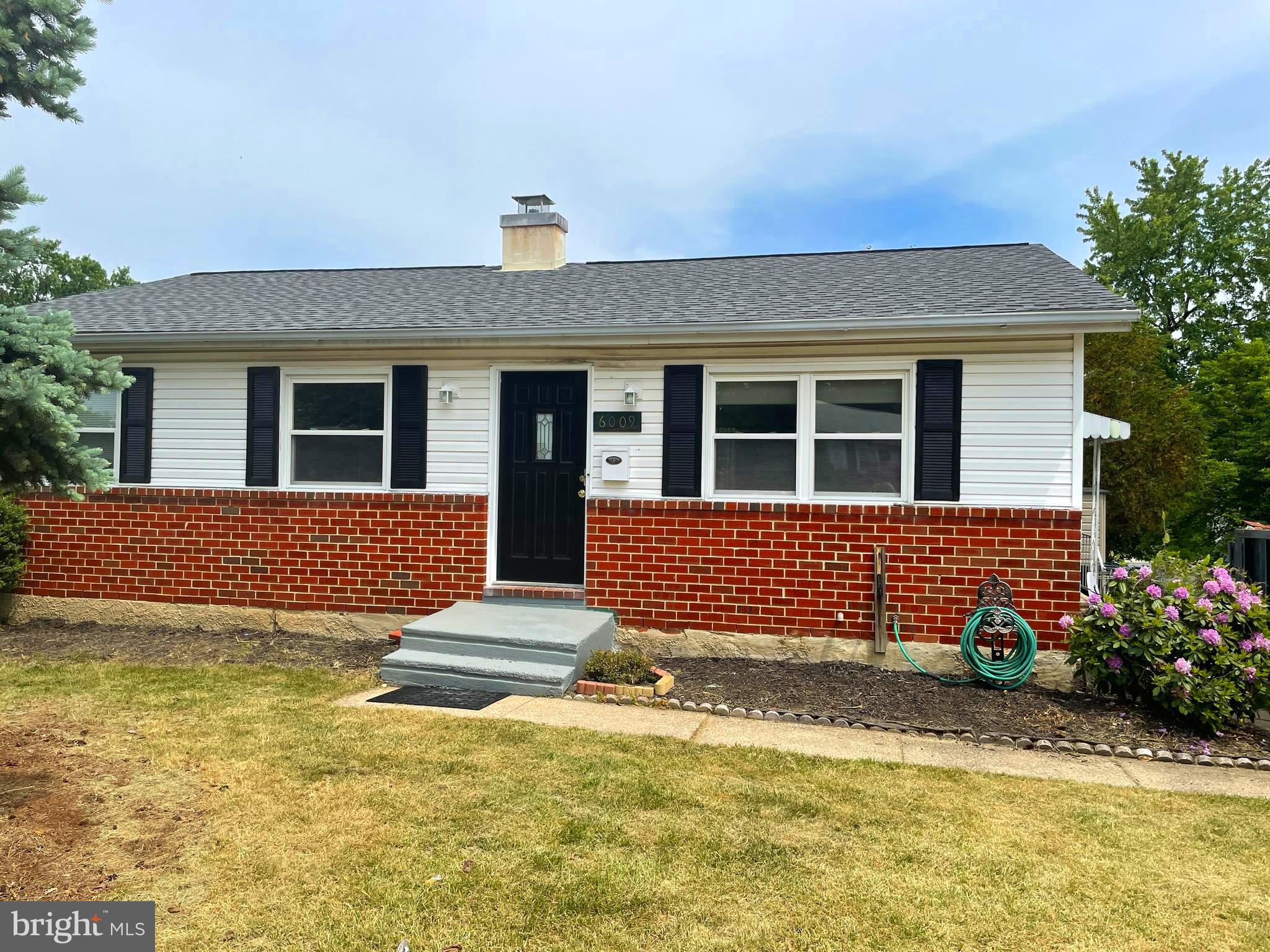 6009 Burnt Oak Road Baltimore, MD 21228 - Photo 2 of 24