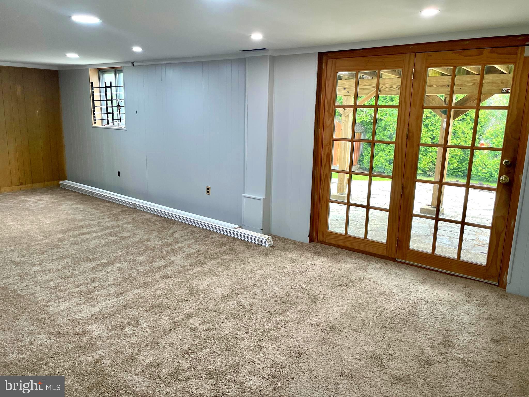 6009 Burnt Oak Road Baltimore, MD 21228 - Photo 14 of 24
