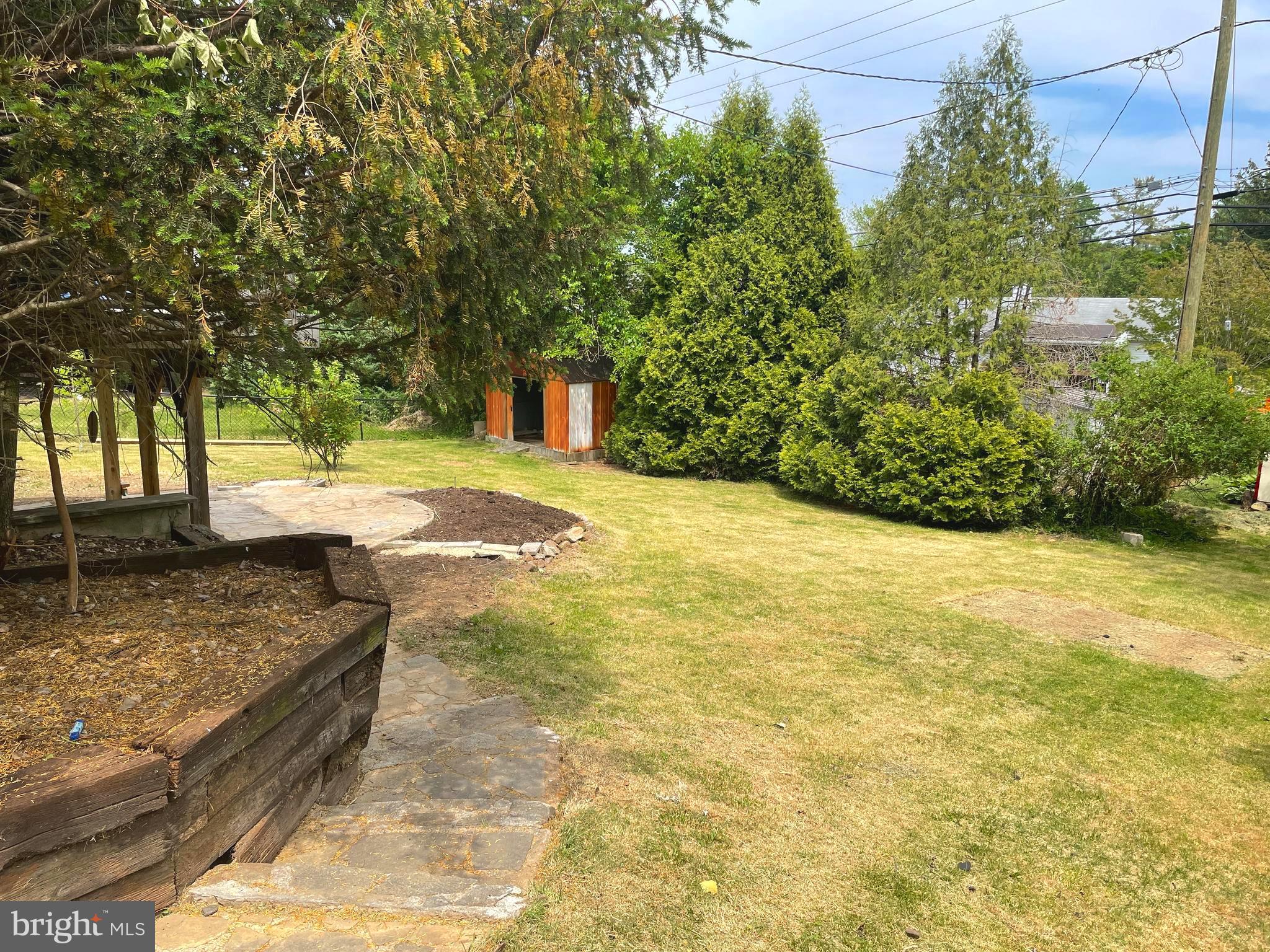 6009 Burnt Oak Road Baltimore, MD 21228 - Photo 23 of 24