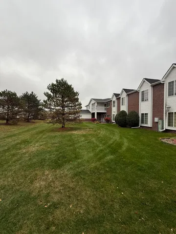 $209,900 | 2750 11th Place, Unit 508, Somers, WI 53140